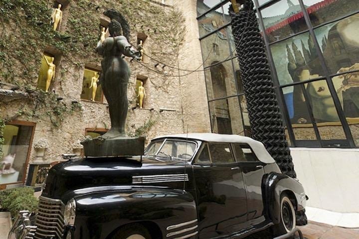 Private Dalí Museum & Gala Castle Tour Plus Local Lunch From Barcelona 4