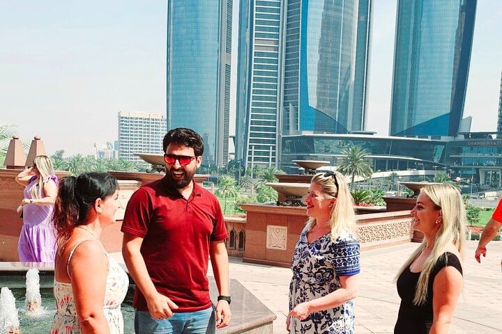 Abu Dhabi Sightseeing City Tour From Dubai with Buffet Lunch