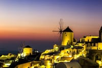 Private Sightseeing in Santorini By Night 3