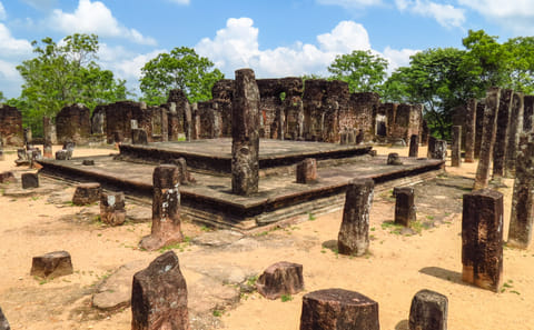 Polonnaruwa and Sigiriya One Day Cultural Tour in Sri Lanka