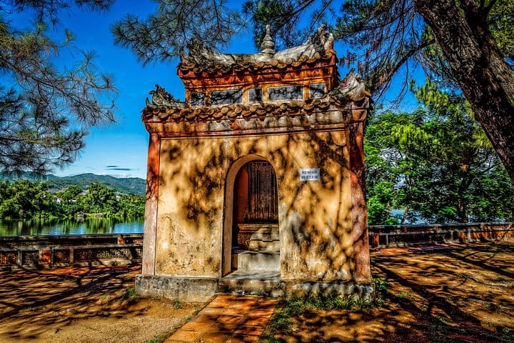 Car Hire & Driver: HOI AN WARD (EXCEPT FORMER CAM KIM) - HUE (STOP AT LANG CO, HAI VAN) (FULL-DAY) 7