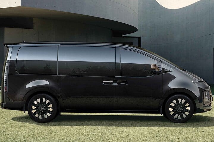 Comfortable private car & pro driver