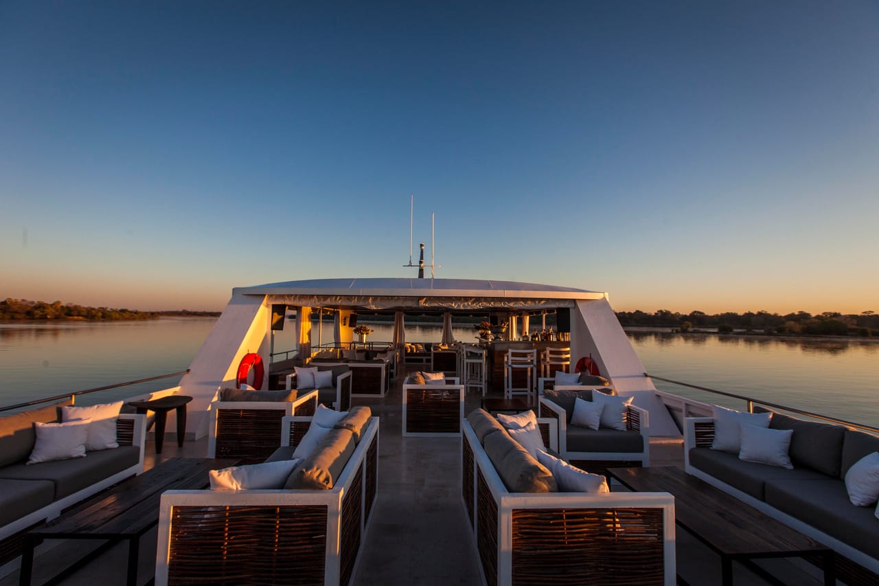 Victoria Falls: Luxury Cruise - Signature Deck 4