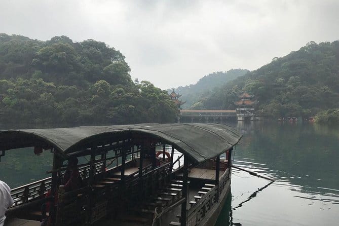 Private Day tour to Mt Dinghu and Seven Star Crags from Guangzhou 2
