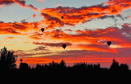 Marrakech Sunrise Hot Air Balloon & Berber Breakfast