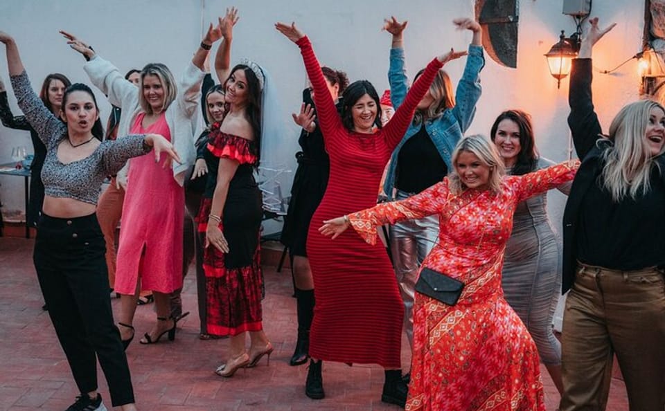 Barcelona Sangria and Salsa Dance Class