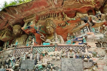 Chongqing Day Tour to Dazu Rock Carvings with Spanish Guide