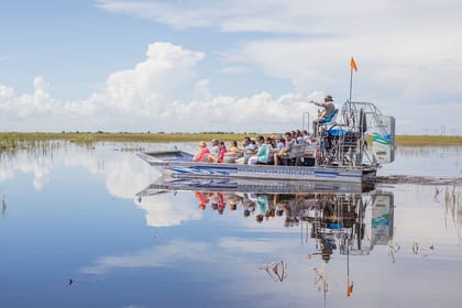 Everglades Admission Ticket with Airboat Ride and Wildlife Show