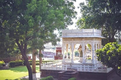 Jodhpur to Jaipur via Sand Dune Cities of Jaisalmer & Bikaner