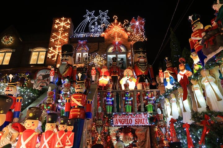 Christmas Lights Tour in New York City Dyker Heights