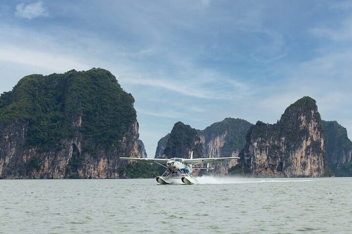Halong Bay Scenic Sky Seaplane Tour from Hanoi By Expressway