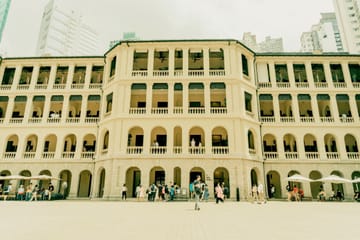 Hong Kong Landmarks Tour with Michelin Dim Sum Experience