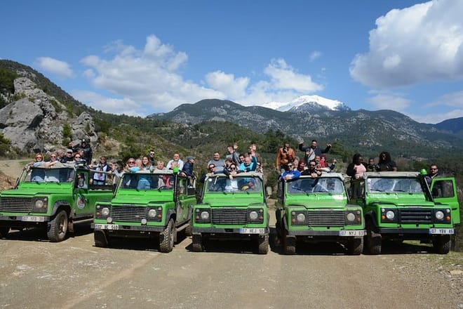 Side: Green Lake Jeep Safari and Boat Tour 7