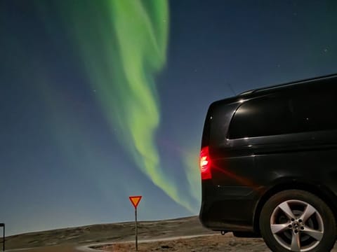 Iceland Northern Lights Tour Magical Winter Night Experience, photo 5