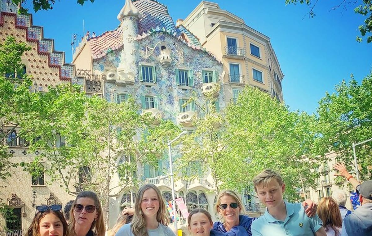 Ramblas, Old Town, Gothic and Gaudi Architecture Walking Tour