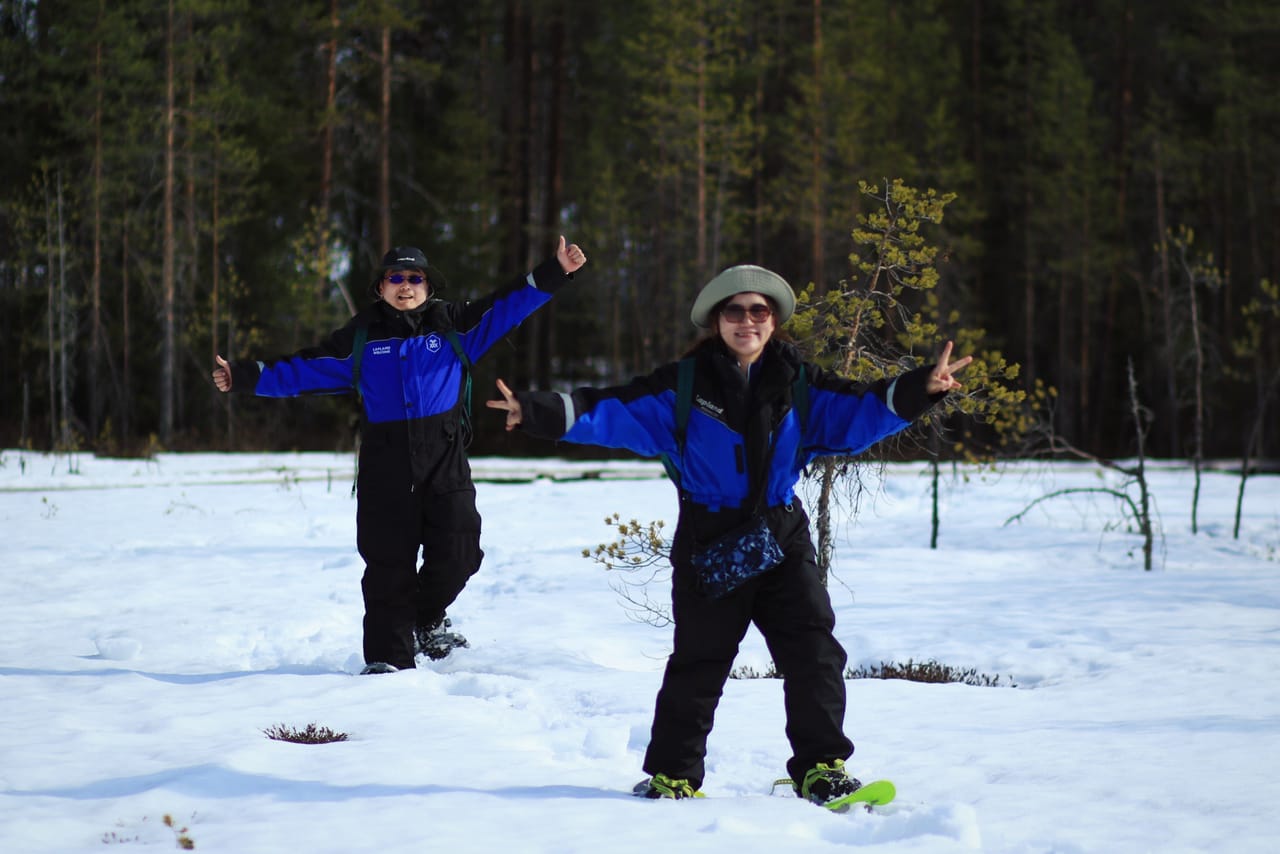 Snowshoe Experience in Lapland Forest - Rovaniemi 9