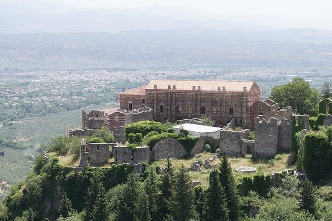 2 Days Private Tour: Sparta - Mystras - Mycenae - Epidaurus & Corinth  6
