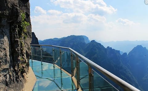 Tianmen Mountain Glass Walkway Day Tour in Zhangjiajie
