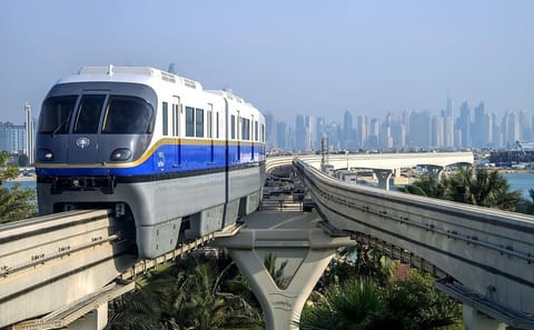 Half-Day Modern Architecture Tour in Dubai with Burj Khalifa Stop