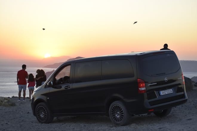 Share the sunset with the people who matter most — private comfort, unforgettable views, and moments your family will never forget.