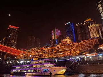 Chongqing Yangtze River Cruise and Illuminated Night Tour