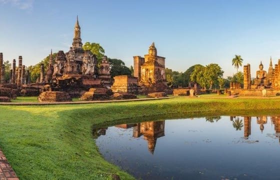 Trails and Gems of Siam, Private Tour