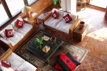 4 Days Kathmandu Luxury Package with Krishnarpan Dinner