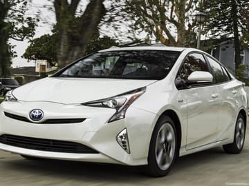 Airport Transfer from Katunayaka Airport to Kandy