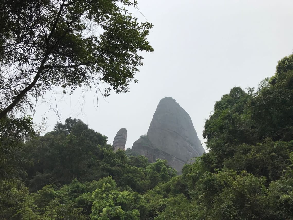 Travel to Mt Danxia 