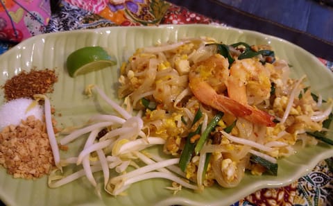 Thai Cooking Class with Market Visit in Bangkok