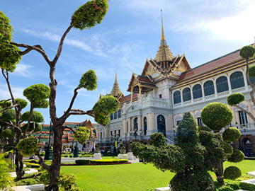 Bangkok and Phuket Beach Small Group Cultural Tour