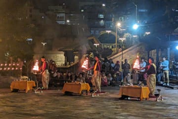 Pashupatinath Temple and Boudha Stupa Cultural Tour in Lalitpur