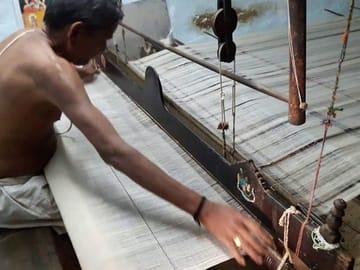 Half-Day New Delhi Khadi and Handicraft Private Tour