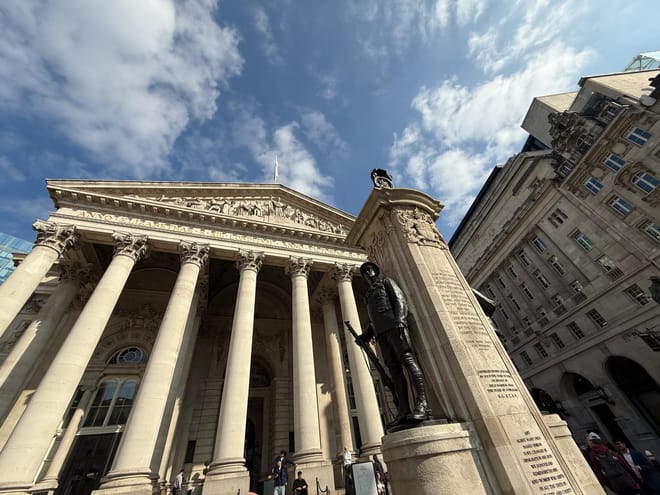 Private London Blitz Walking Tour - Explore City of London Wartime History