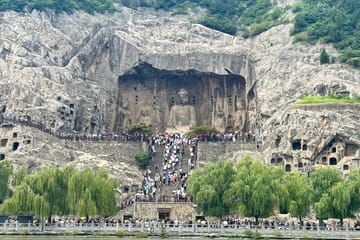 Day Trip from Xi'an to Luoyang: Longmen Grottoes & Shaolin Temple