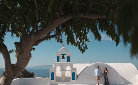 Professional Photo Shoot Experience in Mykonos, Greece
