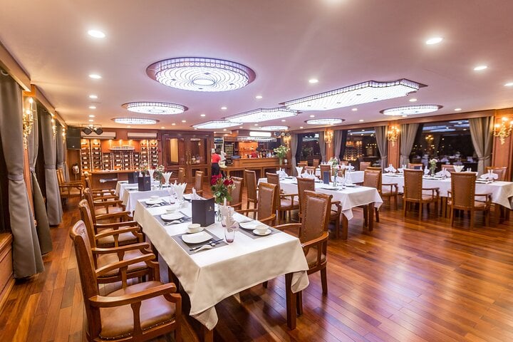 Calypso Cruise Lan Ha Bay &amp; Cat Ba Island from HANOI 2days 1night