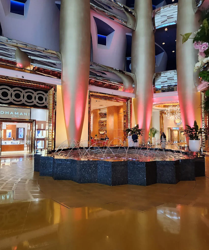 Dubai’s Burj Al Arab Dine & Unwind ( Your choice of the Finest Restaurant  Al Iwan – Al Muntaha or Al Mahara )