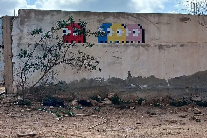 Djerba: a "Space Invaders" day with lunch. 5