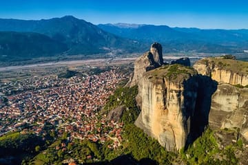 Private Day Trip to Meteora Monasteries from Athens