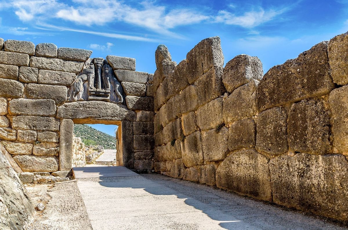 Explore the Majestic Archaeological Wonders of Peloponnese