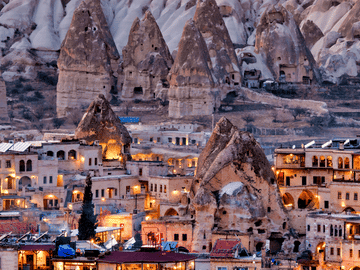 Cappadocia evenings, glowing valleys and cave hotels