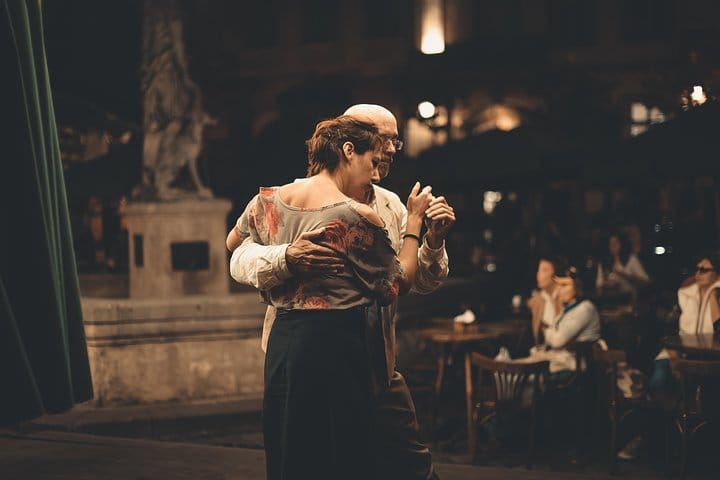 Get Tango lessons