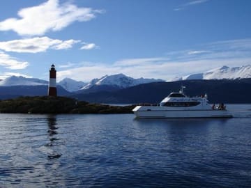 Beagle Channel and Sea Wolves Island Catamaran Cruise