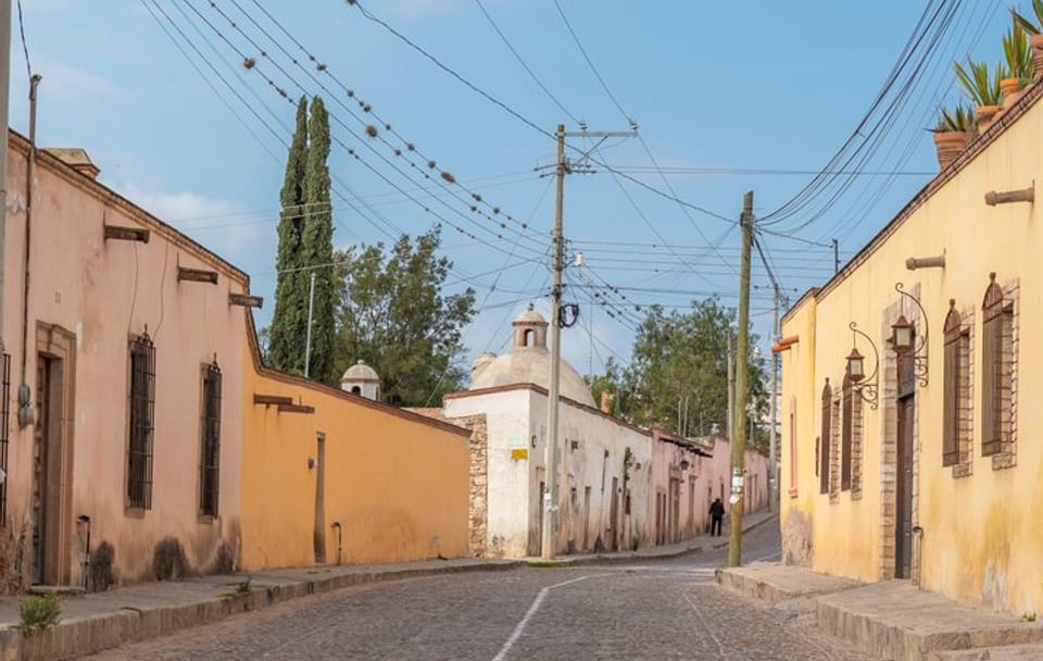 Adventure Tour of Ghost Towns and Rock Art in Guanajuato