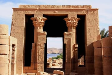 Aswan Day Tour: Philae Temple, Unfinished Obelisk, and High Dam
