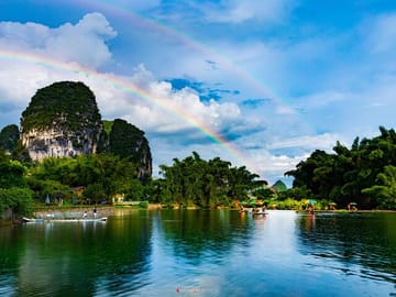 Guilin 4-Day Scenic Tour with Hiking and Cultural Experiences