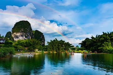 Guilin 4-Day Scenic Tour with Hiking and Cultural Experiences