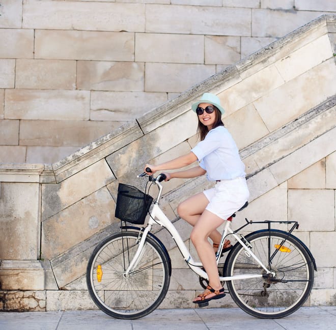 Bike & Bites: The Ultimate Paris Food Tour on Two Wheels