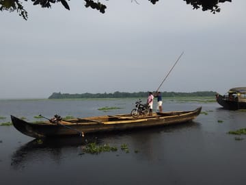 Explore Munnar, Thekkady, and Alleppey on a 6-Day Tour